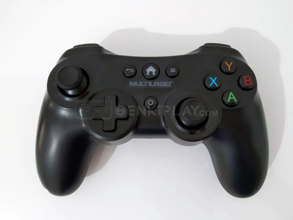 Gamepad Warrior Takeo (JS084) para Android com Bluetooth e USB para PC é bom? Foto de frente do controle Gamepad Warrior Takeo da Multilaser